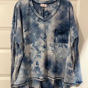 Pink Lily Blue and White Long Sleeve Boxy Blouse